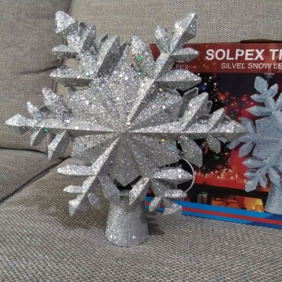 Projector snowflake tree topper - Picture 2 of 7